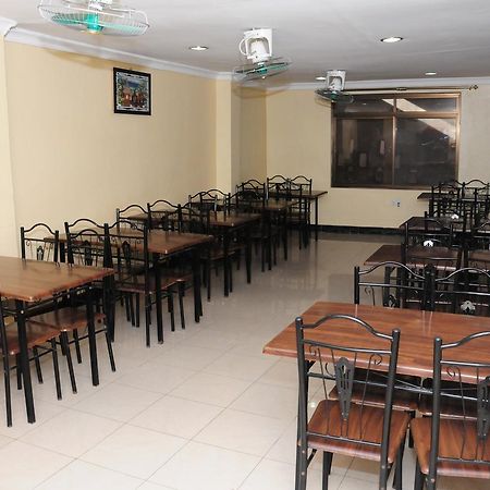 Safari Inn Dar es Salaam Bagian luar foto