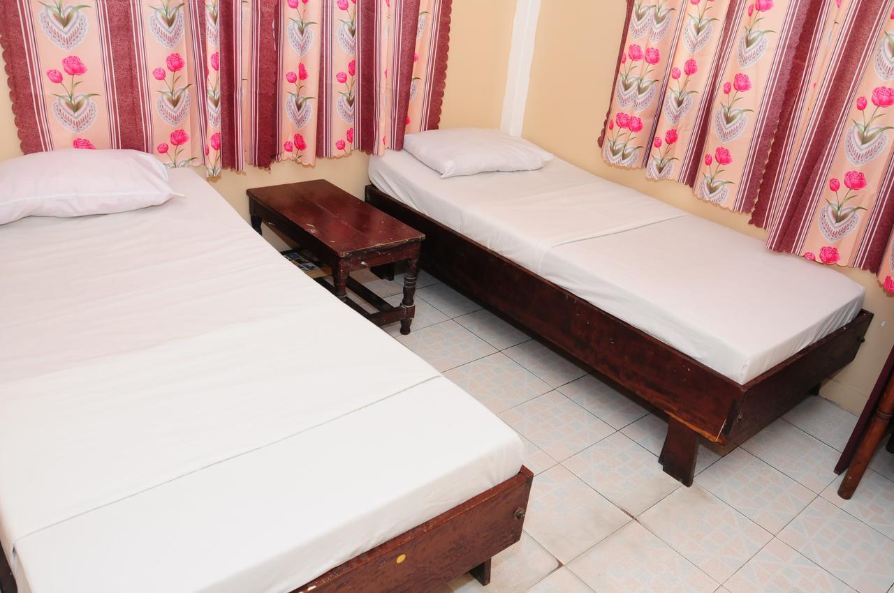 Safari Inn Dar es Salaam Bagian luar foto